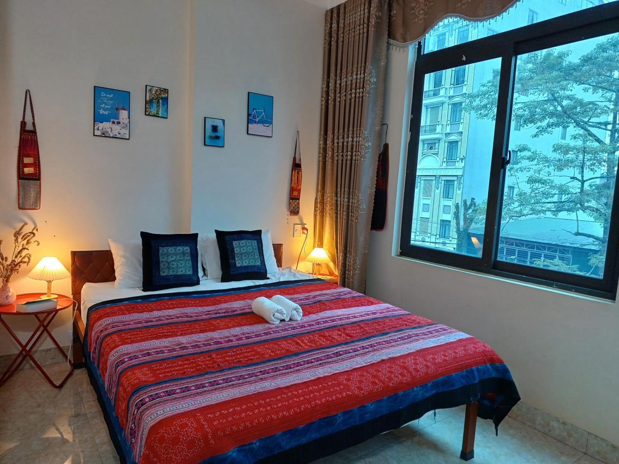 Yolo Ha Giang Adventures, Motorbike And Loop Tours Hotel Bagian luar foto